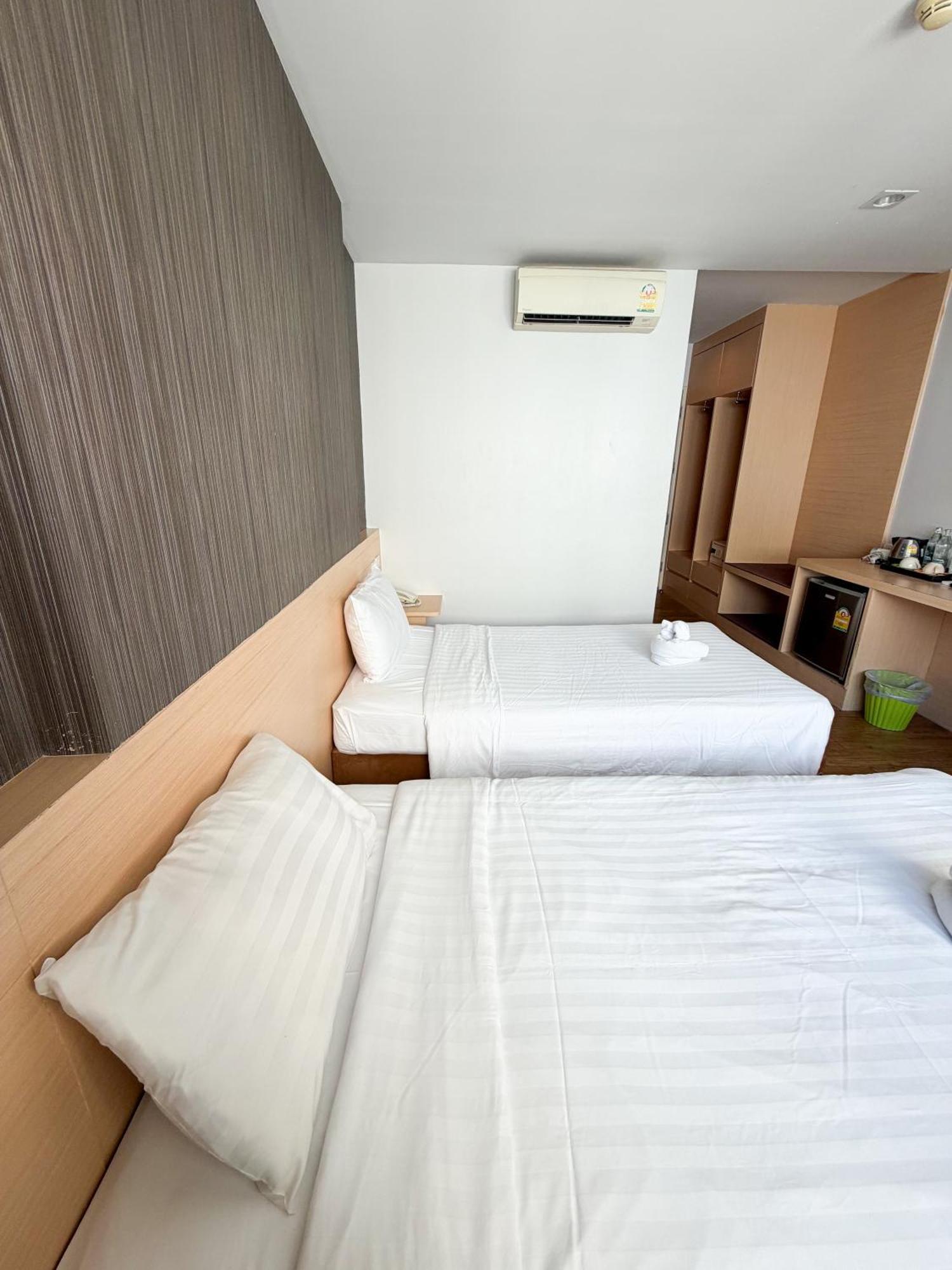 Superior Twin Room City View