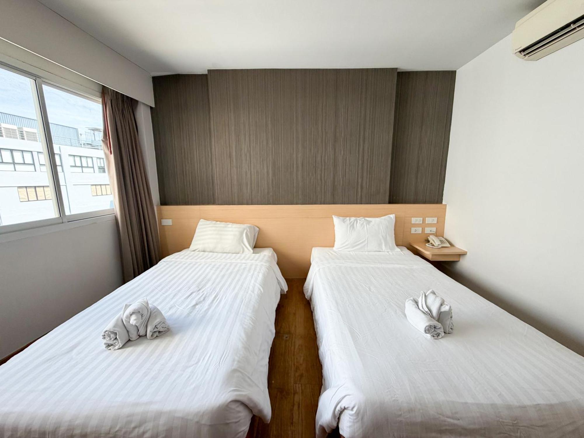 Superior Twin Room City View