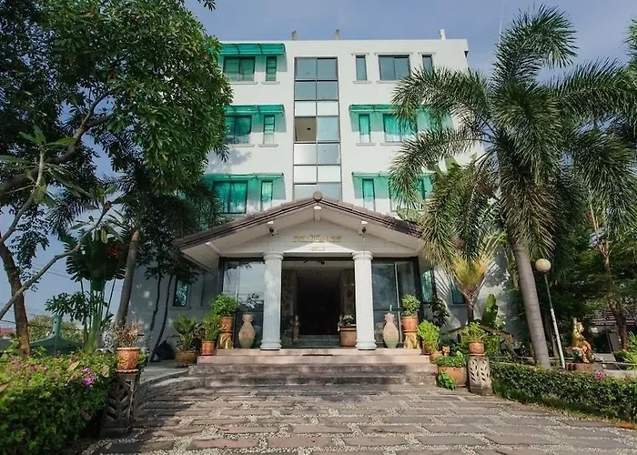 Platinum Place