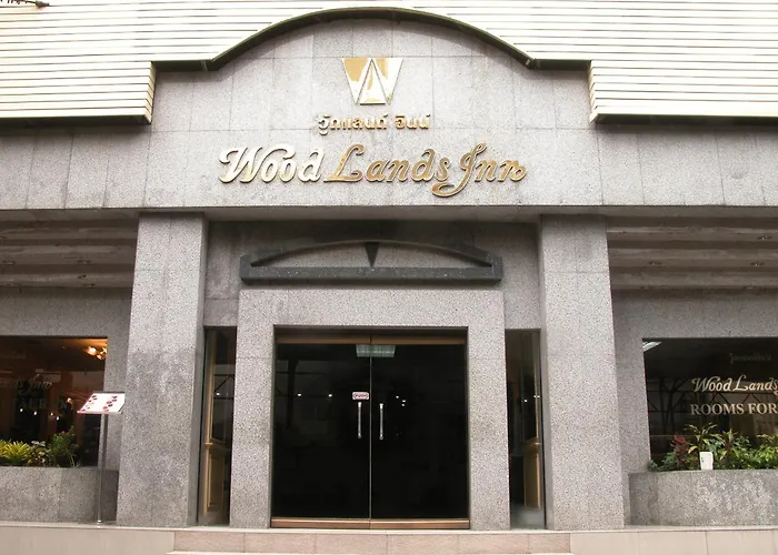 Cheap hotels Woodlands Inn