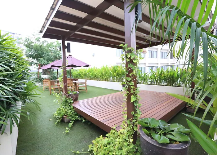 Pet Friendly hotel: Oakwood Residence Sukhumvit 24 Bangkok