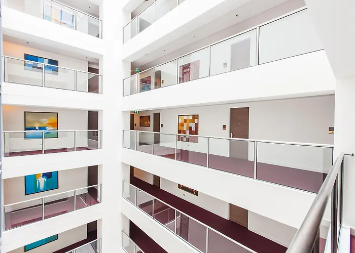 Pet Friendly hotel: Oakwood Residence Sukhumvit 24 Bangkok