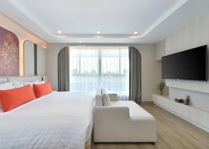 Spa Hotel: Centre Point Plus Hotel Pratunam