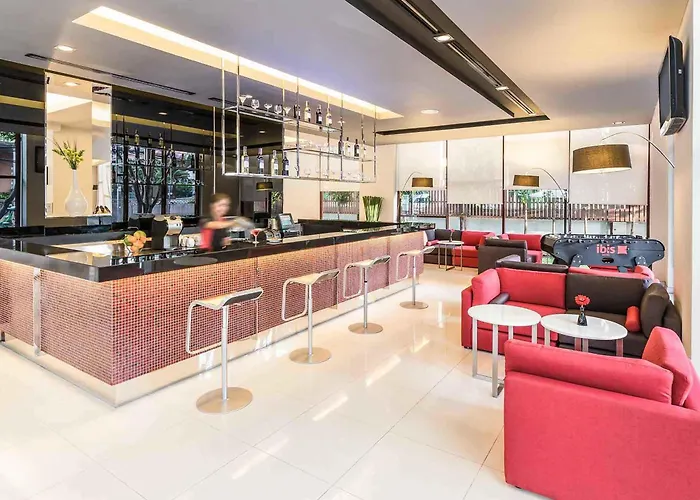 Cheap hotel: Ibis Bangkok Sukhumvit 4