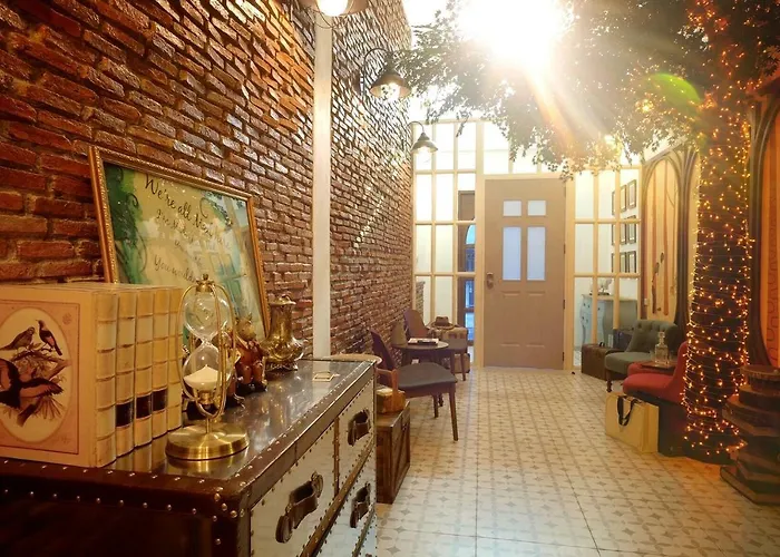 Hide And Seek Boutique Hometel